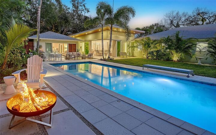 Property Photo:  1731 Cunliff Lane  FL 34239 