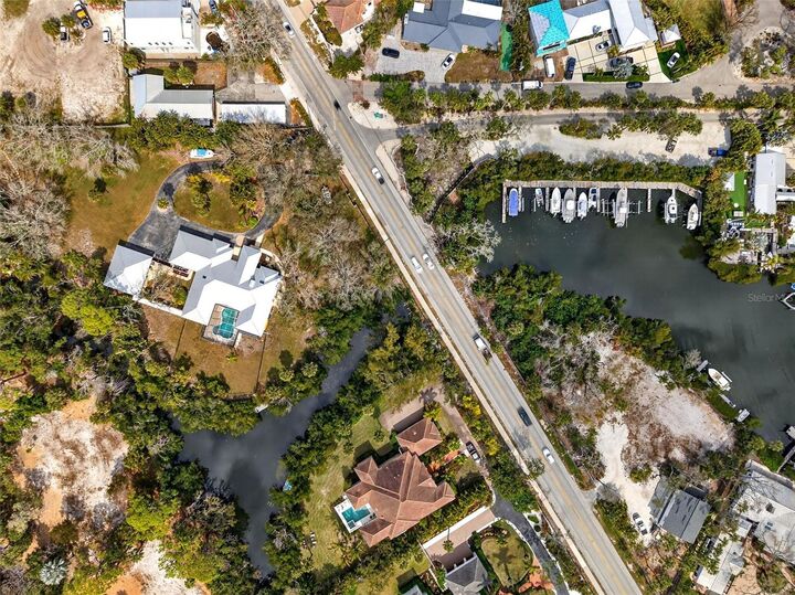 Property Photo:  7108 Midnight Pass Road  FL 34242 