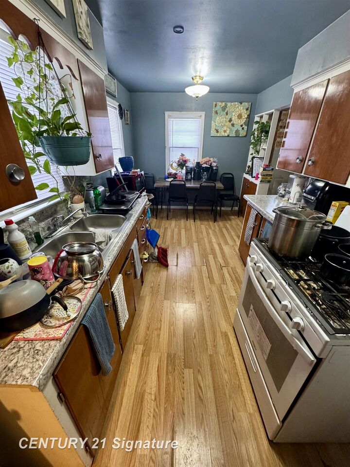 Property Photo:  1753 Kendrick Street  MI 48602 