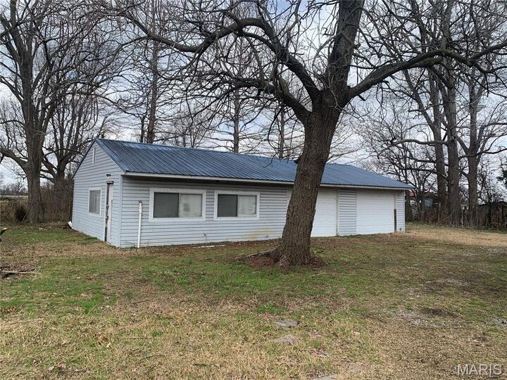 Property Photo: 205 N Maple Street MO 63827