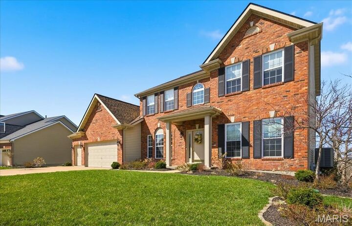 Property Photo:  679 Grand View Ridge Court  MO 63025 