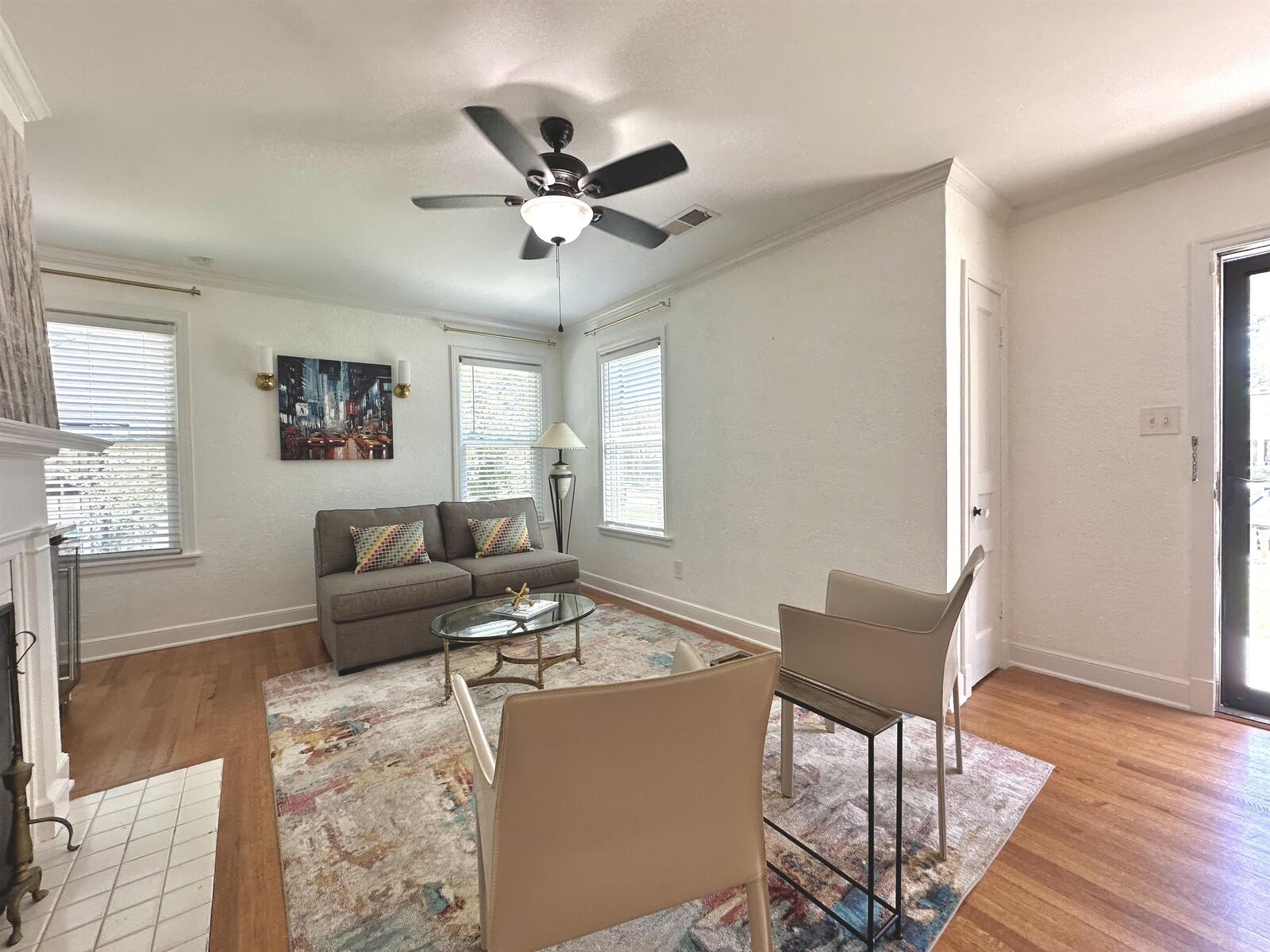 Property Photo:  3704 Charleswood Ave  TN 38122 