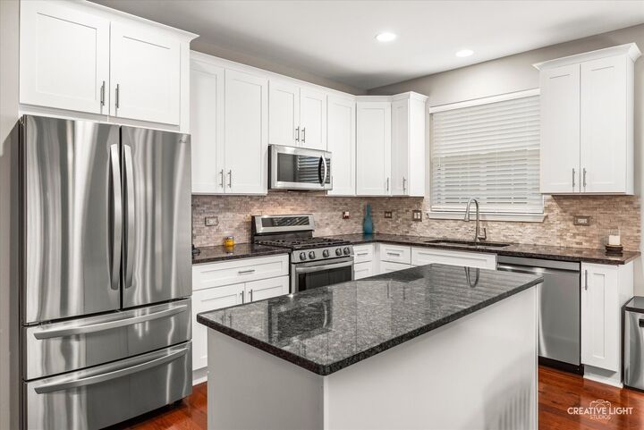 Property Photo:  21249 Lily Lake Lane  IL 60403 