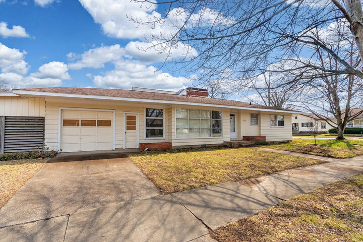 Property Photo:  202 N 21st Street  IL 62966 