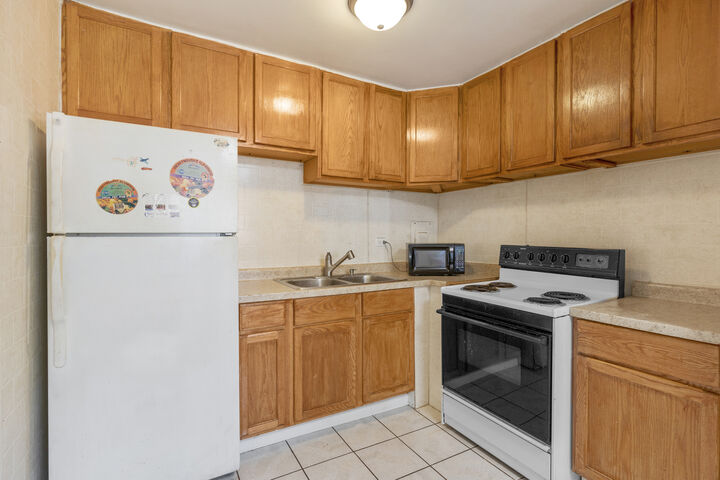 Property Photo:  2508 Algonquin Road 16  IL 60008 