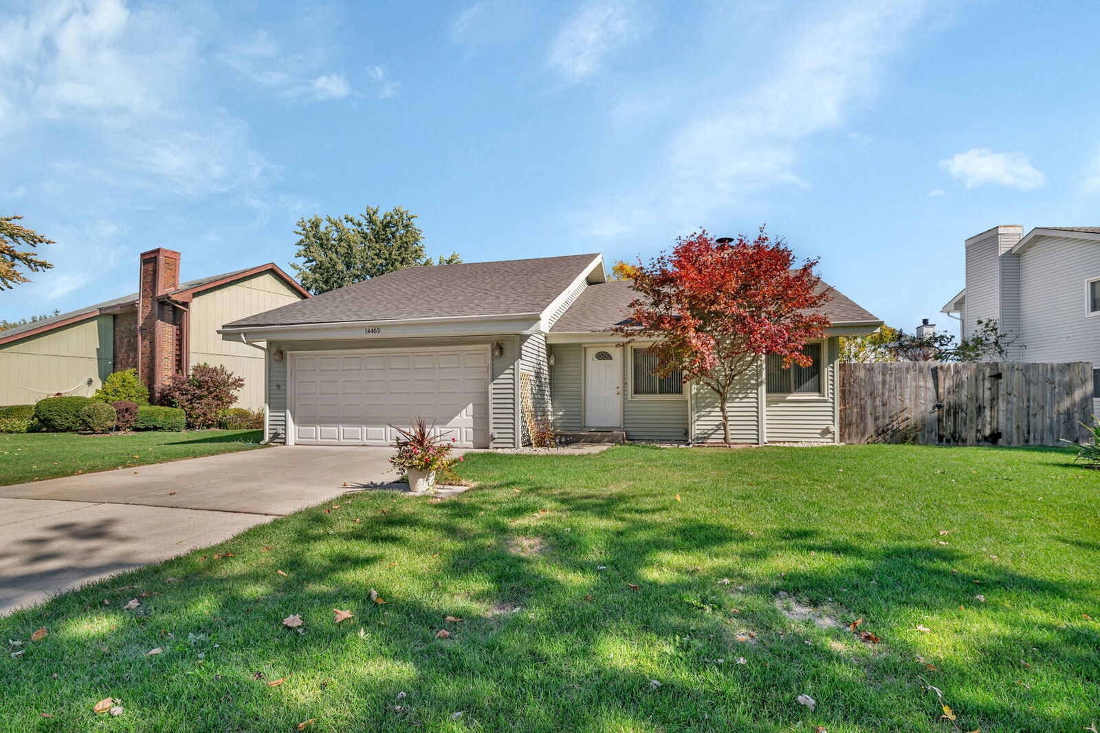 Property Photo:  