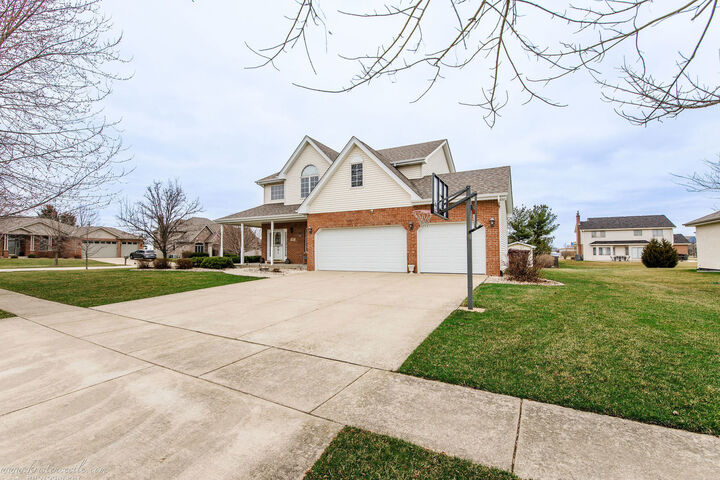 Property Photo:  617 The Hague  IL 60468 