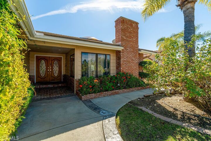 Property Photo: 22373 Boating CA 92587