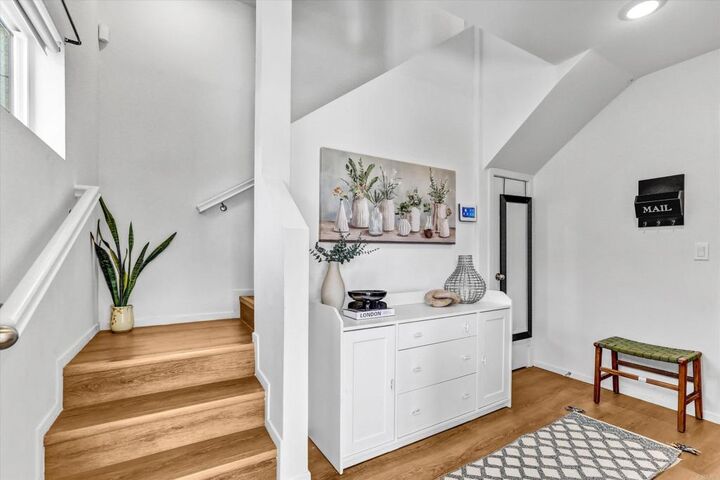 Property Photo: 402 Creekside Cir CA 92114