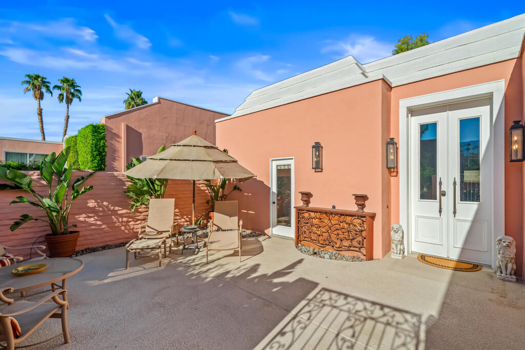 Property Photo:  47444 Rabat Drive  CA 92260 