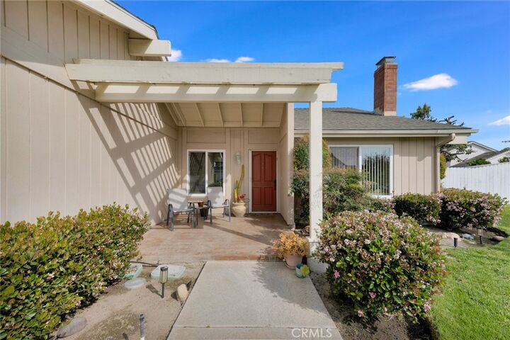 Property Photo:  1440 Lexington Court  CA 93010 