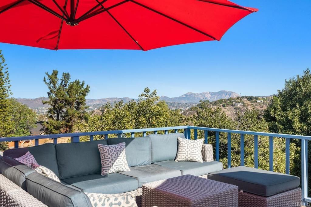 Property Photo:  1449 Bernita Way  CA 92020 