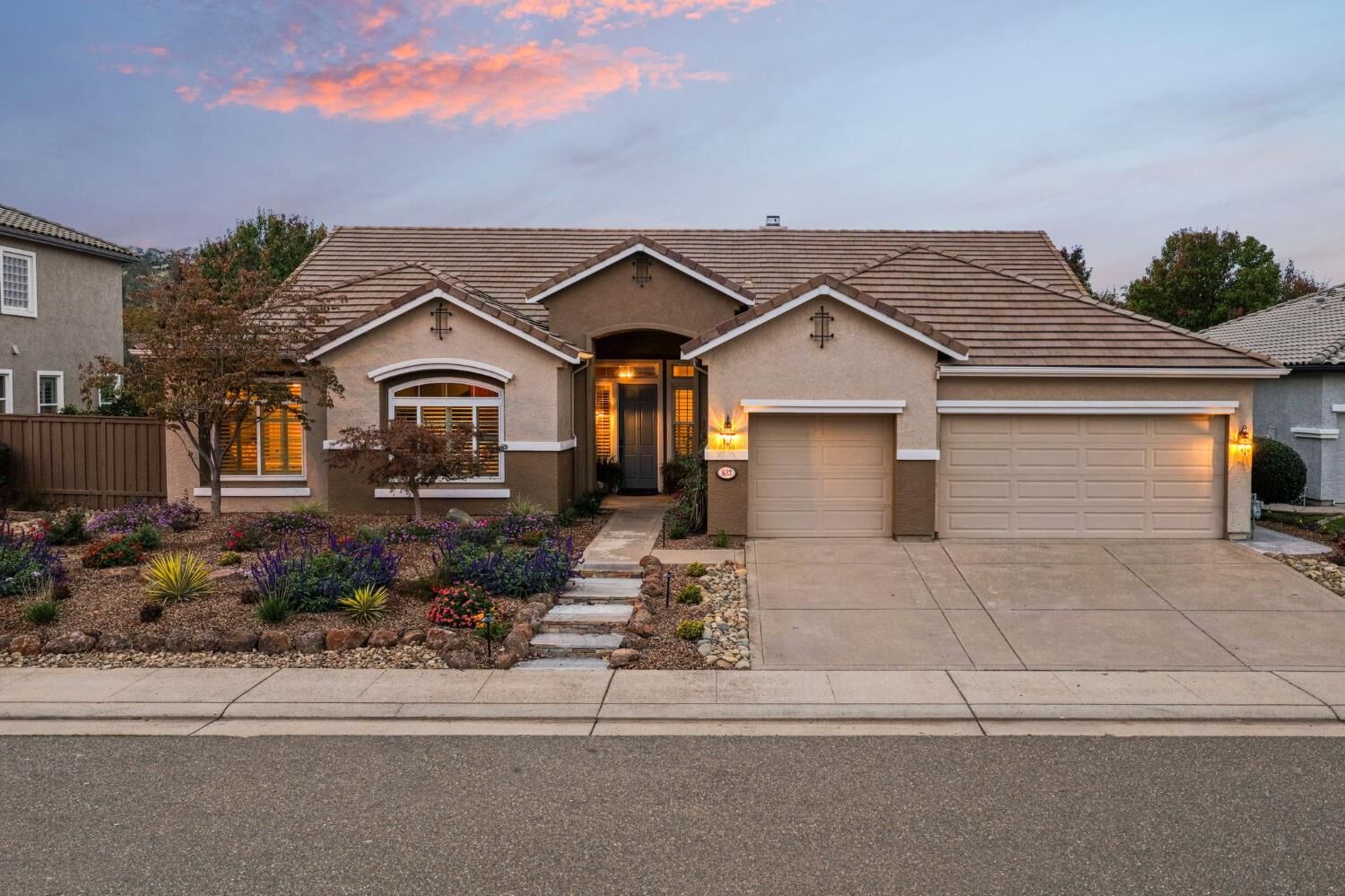 Property Photo: 833 Fairchild Court CA 95630