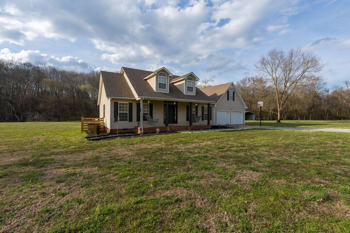 Property Photo:  801 Cherokee Hills Dr  TN 38469 
