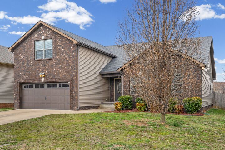 Property Photo:  1411 Raven Rd  TN 37042 