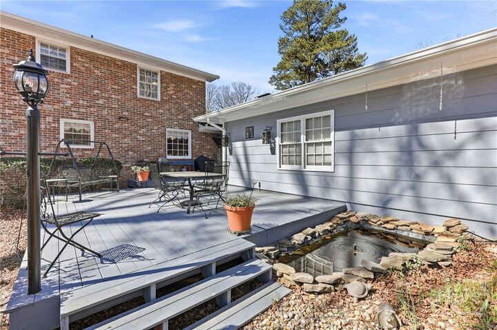 Property Photo: 185 Devereux Drive GA 30606