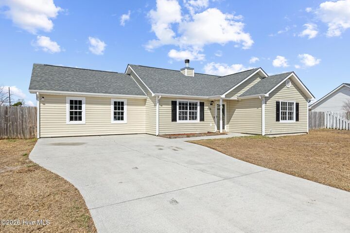 Property Photo: 316 Josie Court NC 28539