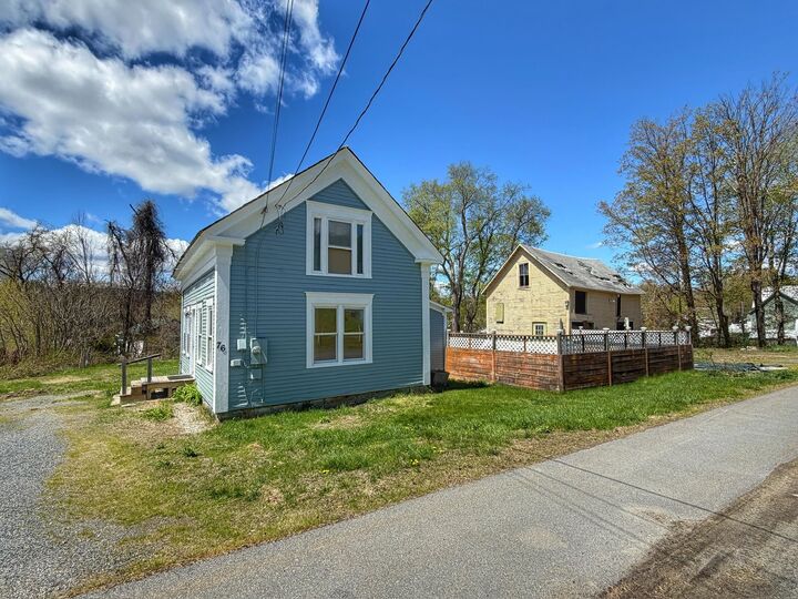 Property Photo:  76 East Street  NH 03603 