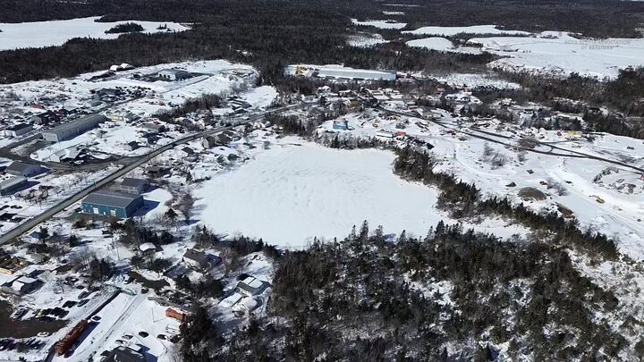 Property Photo:  4 Weavers North Lake  NS B3V 1A3 