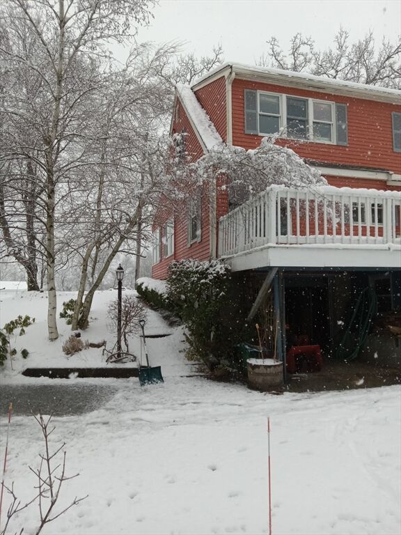 Property Photo:  207 Topsfield Rd  MA 01984 