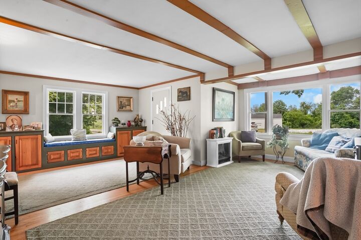 Property Photo:  207 Topsfield Rd  MA 01984 