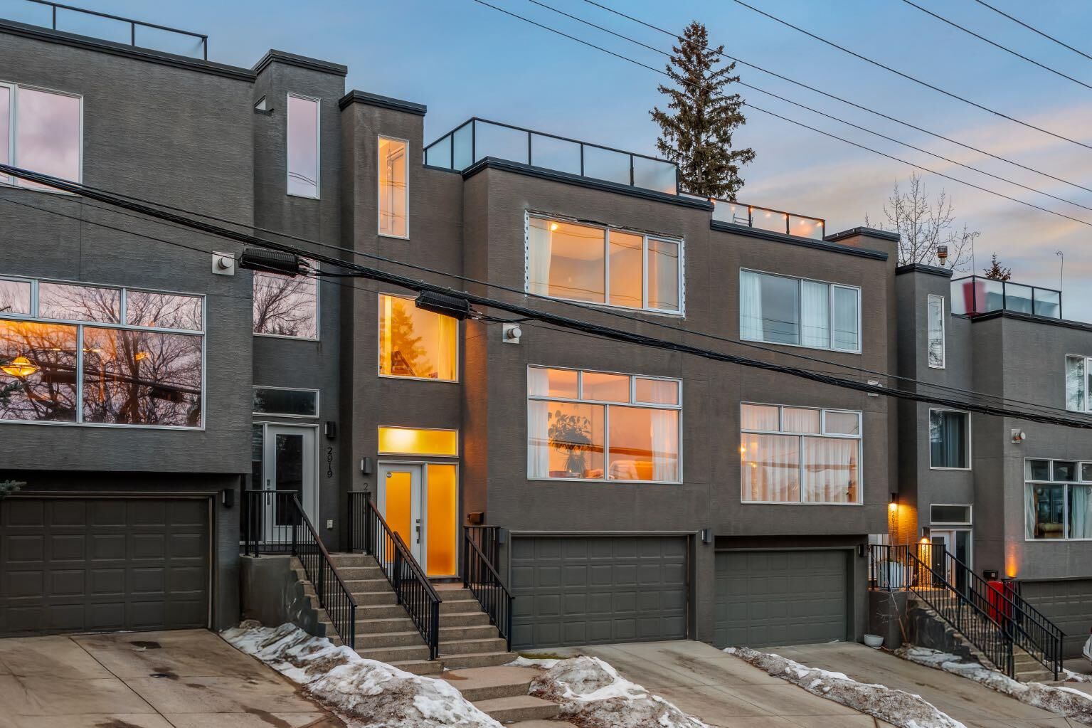 Property Photo: 2915 17 Street SW AB T2T 4N6