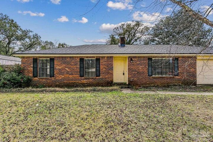 Property Photo:  6931 Falcon Dr  FL 32526 