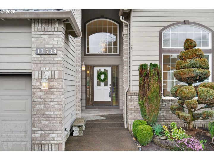 Property Photo: 13539 SE Scott Creek Ln OR 97086