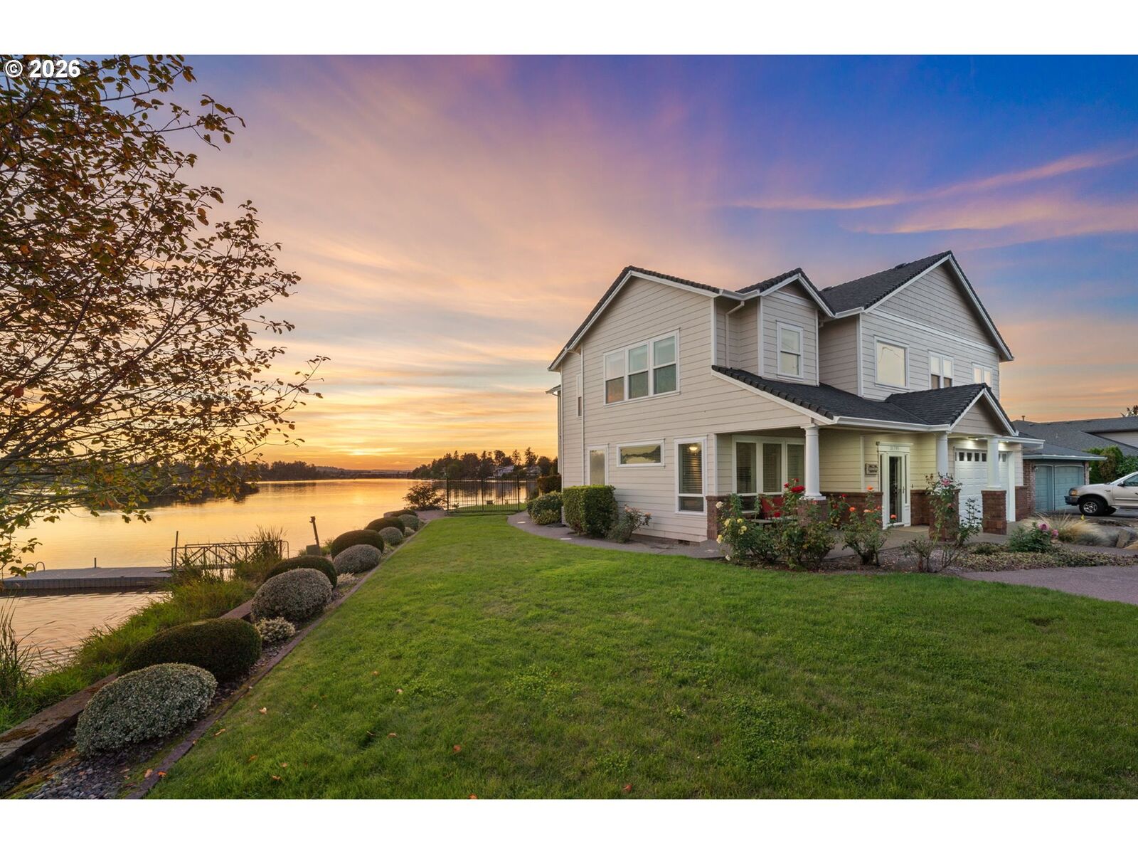 Property Photo:  21795 NE Lachenview Ln  OR 97024 