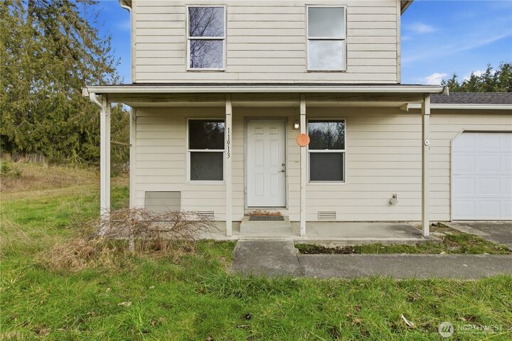 Property Photo:  11913  198th Street E  WA 98338 