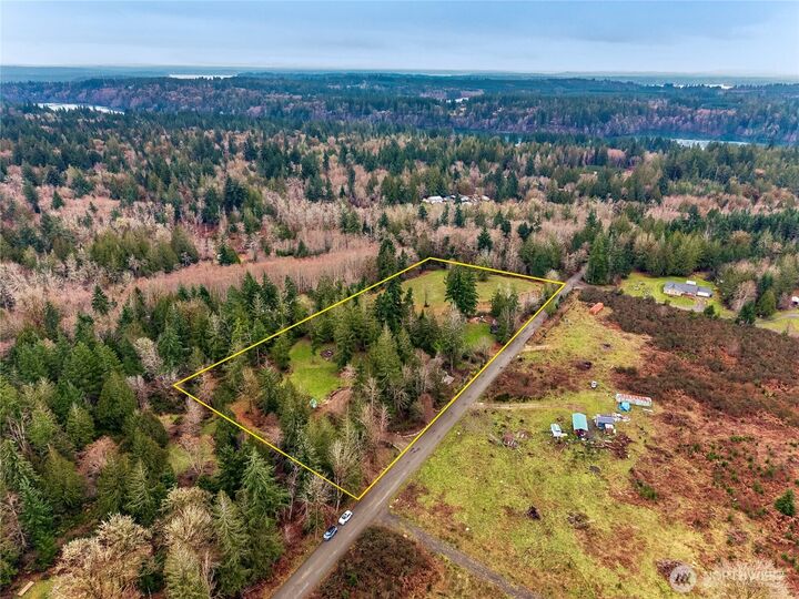 Property Photo: 171 E Old Farm Rd WA 98584