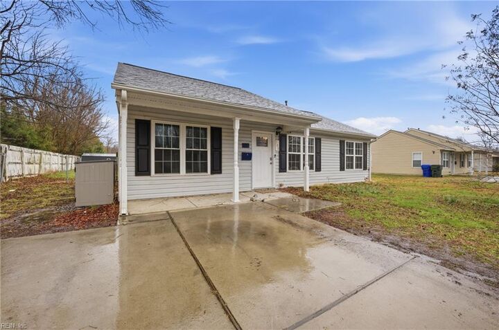 Property Photo: 500 Osceola Ave VA 23434