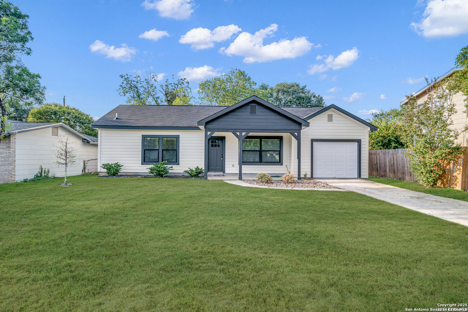 Property Photo:  4130 Moana  TX 78218 