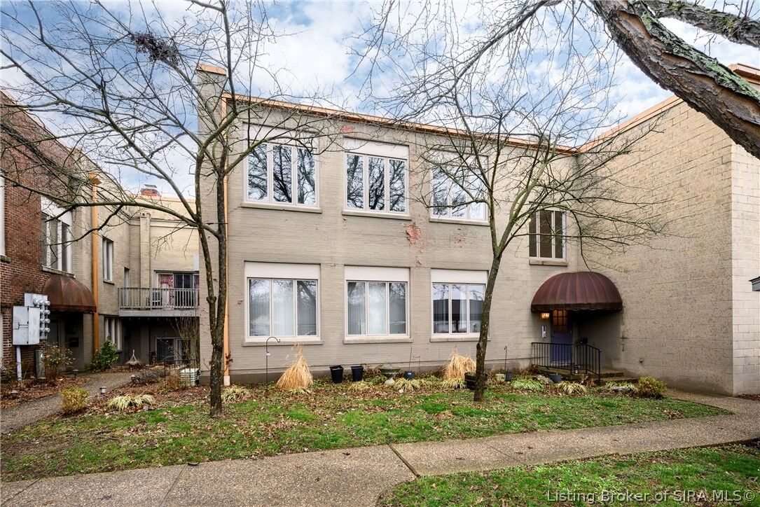 Property Photo: 2900 Middle Road 27 IN 47130