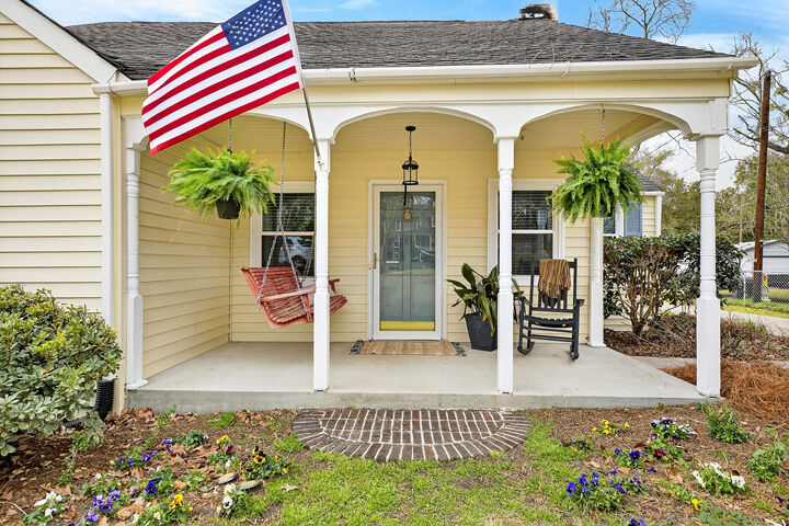 Property Photo:  15 N Dukes Street  SC 29148 