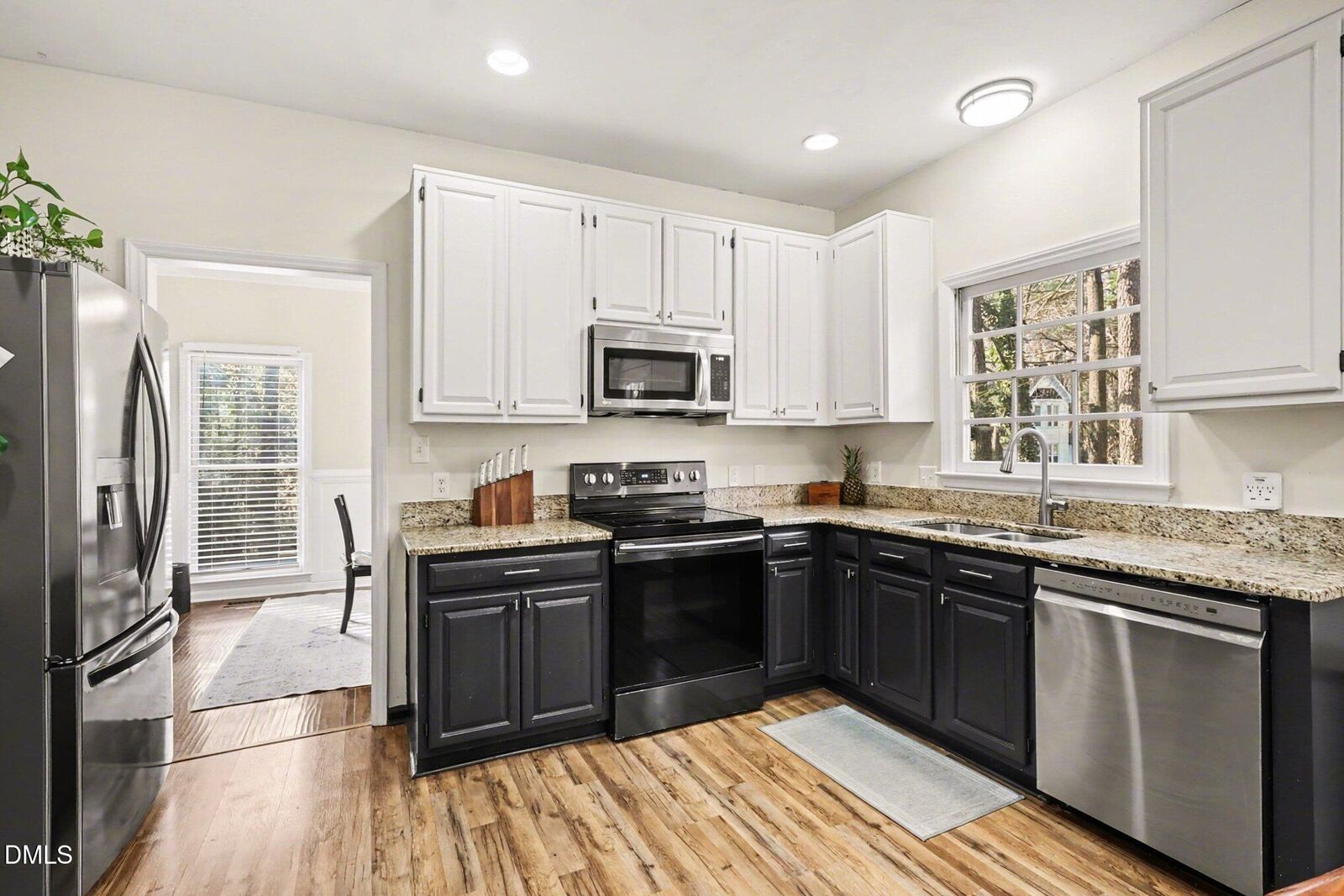 Property Photo:  1701 Point Owoods Court  NC 27604 