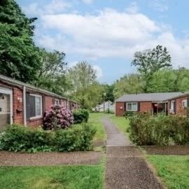 Property Photo:  1 Penn Ridge Ct 4  PA 15235 