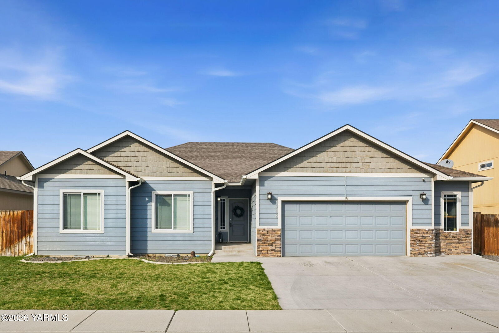 Property Photo:  2012 S 58th Ave  WA 98903 