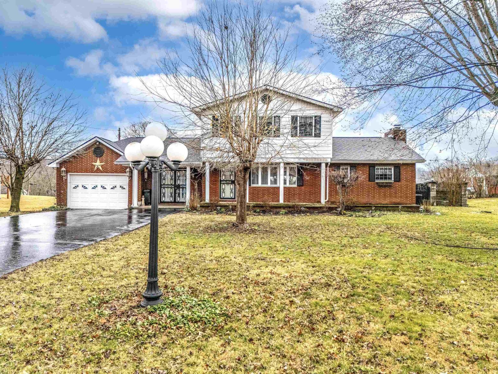 Property Photo:  632 Apple Avenue  KY 41164 