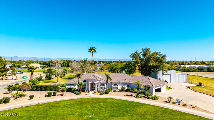 Property Photo:  39899 N Creekside Road  AZ 85140 