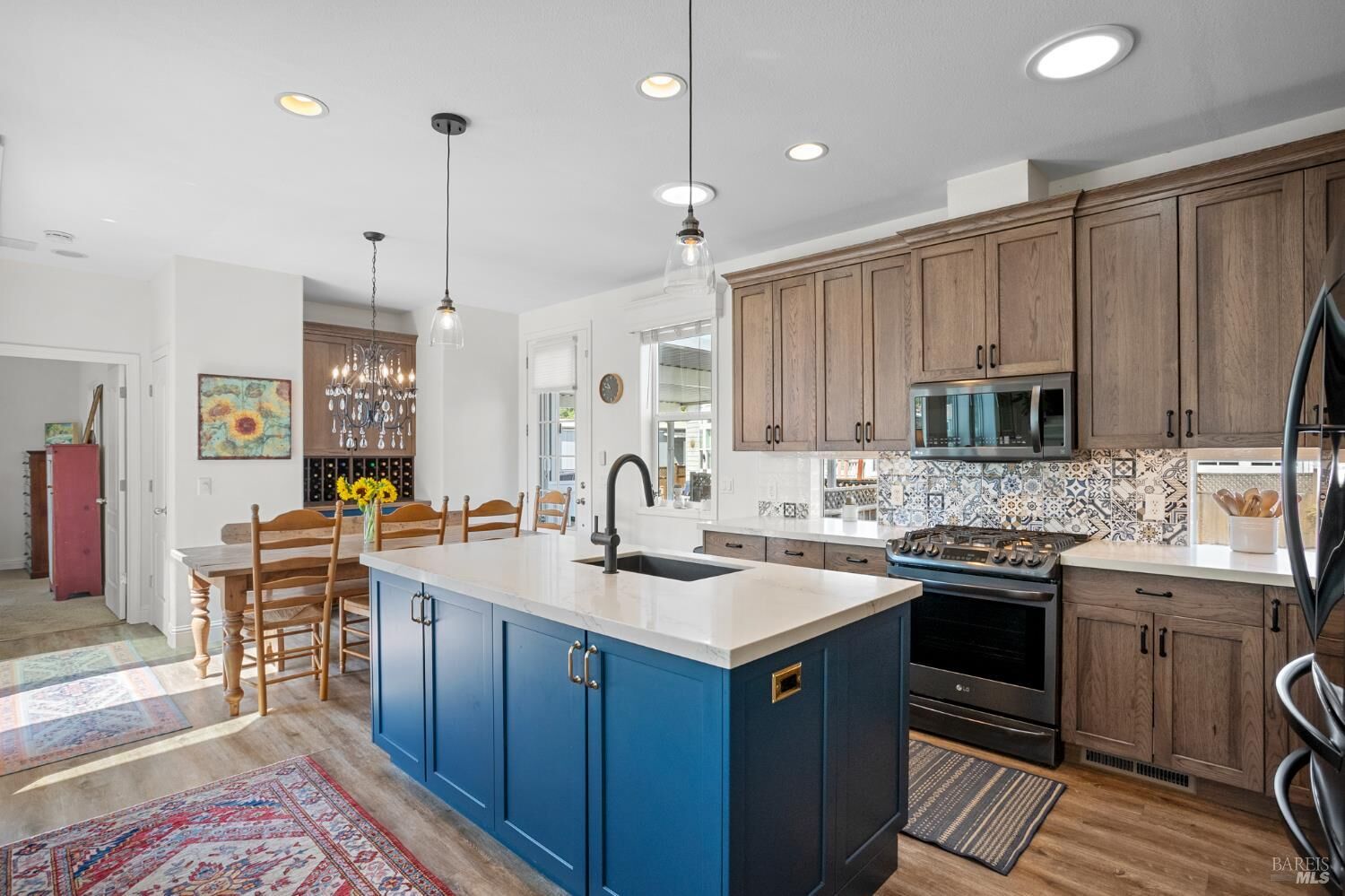 Property Photo:  239 Teton Court  CA 94903 