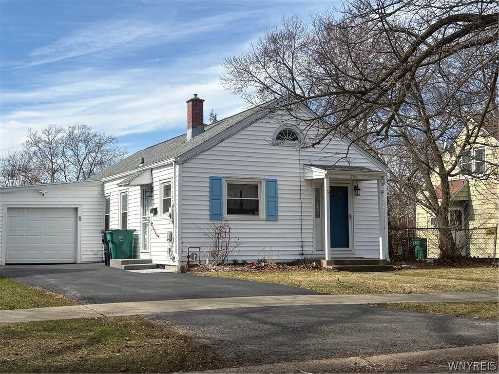 Property Photo:  484 81st Street  NY 14304 