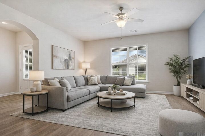 Property Photo:  1427 Granby Dr  LA 70820 