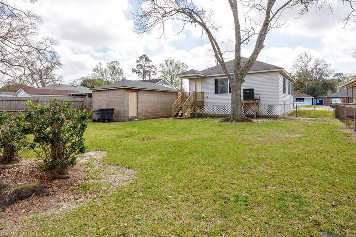 Property Photo:  4025 Lorraine St  LA 70805 