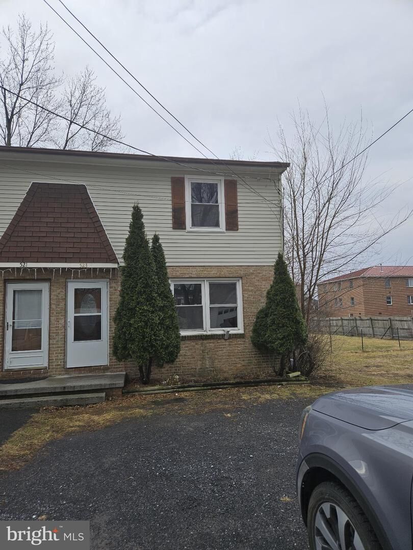 Property Photo:  523 Monticello Street  VA 22601 