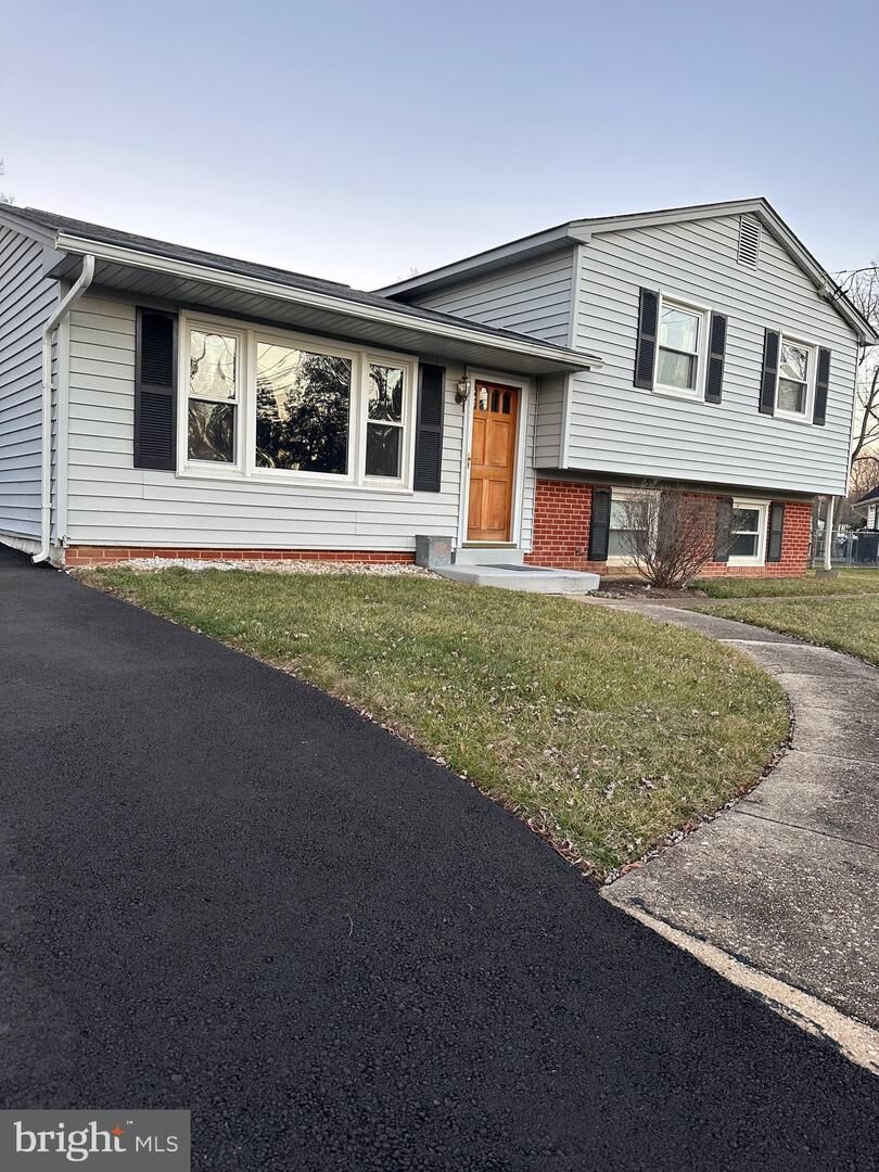 Property Photo: 8019 Beckner Court VA 22309