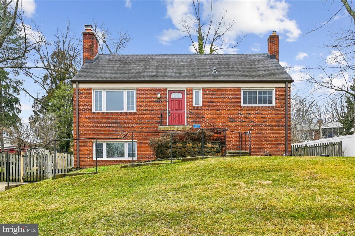 Property Photo:  1909 Forest Dale Drive  MD 20903 