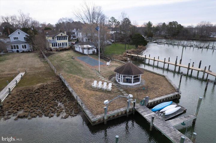 Property Photo:  104 Myrtle  MD 21654 