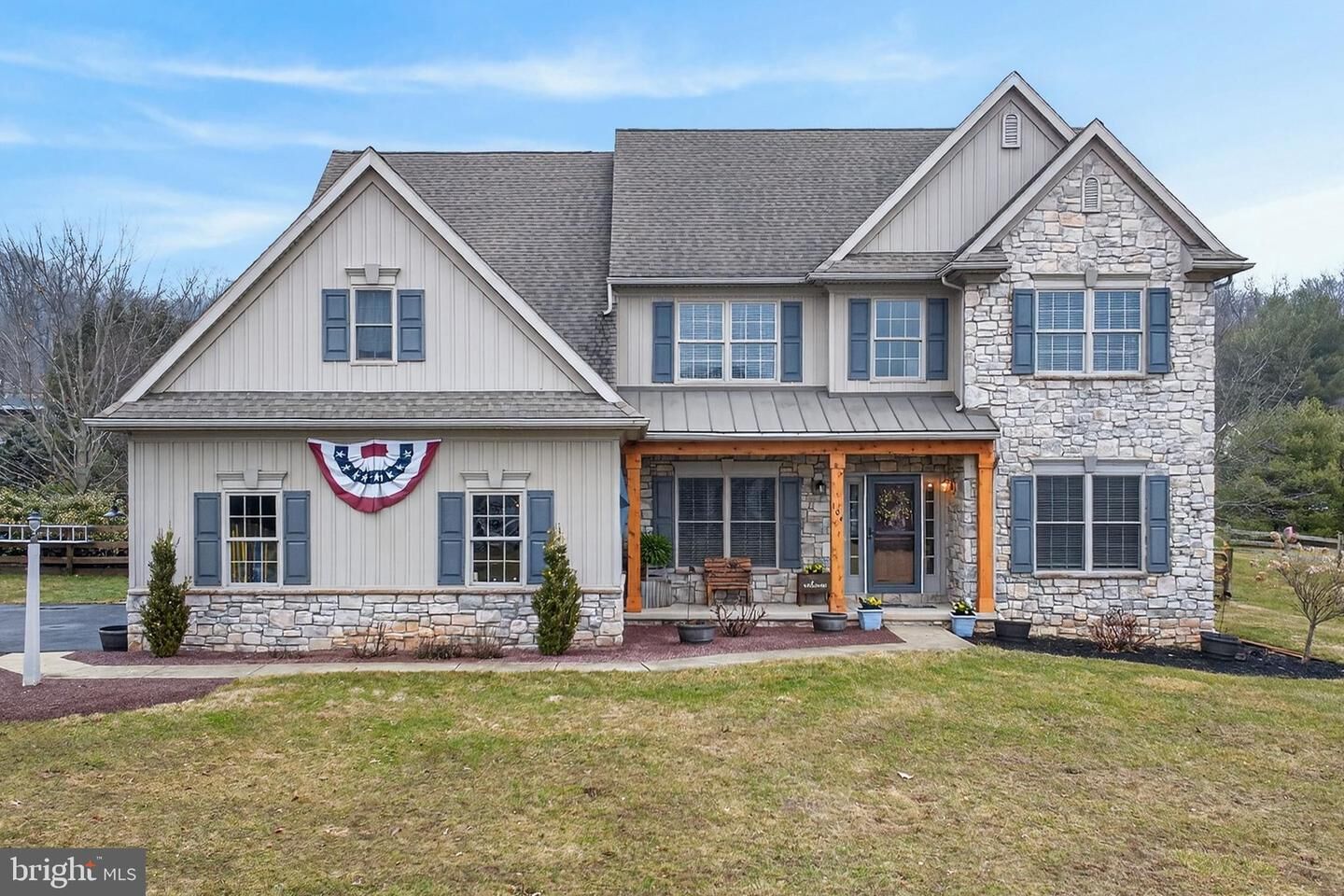 Property Photo:  104 Royal Horse Way  PA 17569 