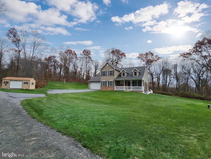 Property Photo: 402 Mountainside Road PA 19560